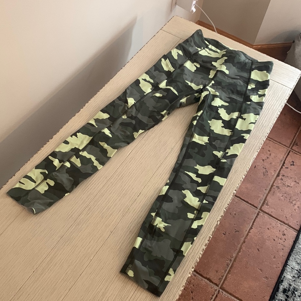 LULULEMON FAST & FREE 25” leggings